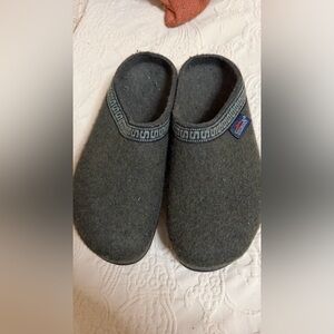 Women’s  Wool Slippers by Stegmann MSRP $155